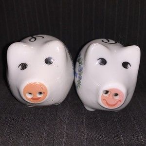 Vintage Retro California Souvenir￼ Pigs Piggy Salt and Pepper Shakers Taiwan